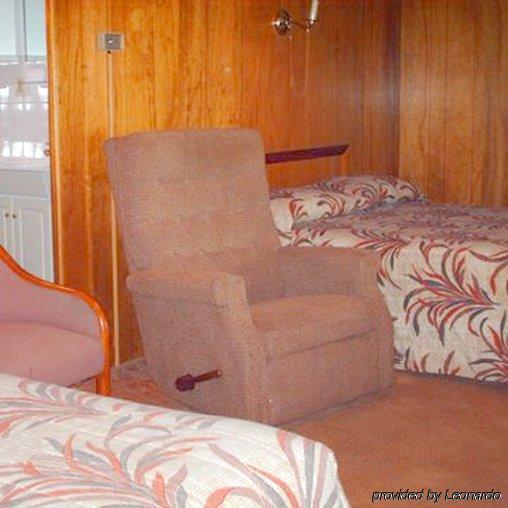 Magnuson Hotel Wauseon Room photo